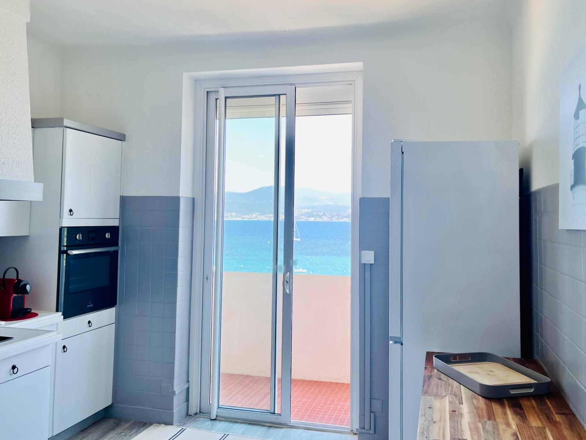 Front De Mer Beau T3 Climatise Balcon Parking Ajaccio Ajaccio  Exterior foto